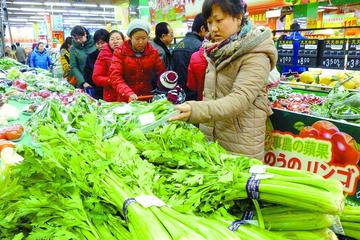 Five-hour private tour to Temple of Heaven Longtan lake morning market and Hongqiao market