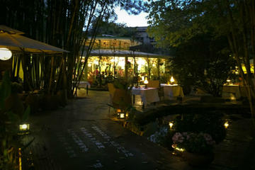 Private Kunming Night Tour with Dynamic Yunnan Show
