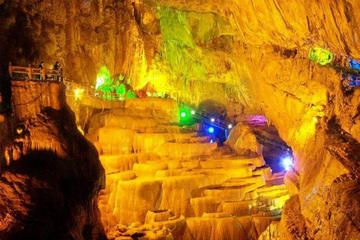 Two-day essence tour in Shilin Jiuxiang and Xishan in Kunming