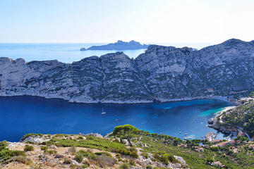 Marseille Shore Excursion: Full Day Private Tour of Aix en Provence, Cap Canaille and Cassis