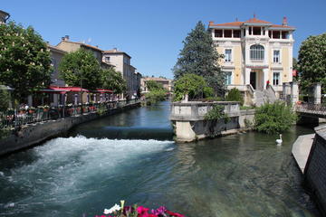 Marseille Shore Excursion: Private Day Trip to Luberon Villages