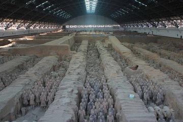 Private Day Tour of Xi'an Terracotta Warriors and Hanyangling Museum