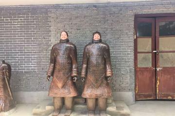 Small Group Tour: Terracotta Warriors and Qin Shi Huang Mausoleum From Xi'an