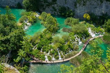 Experience Plitvice lakes tour