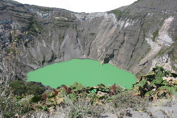 Half-Day Trip to Irazu Volcano and Cartago from San Jose