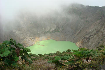 Irazu Volcano, Cartago Ruins and Sarapiqui River Tour from San Jose