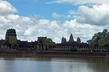 Private Temples and Lake Explorer from Siem Reap