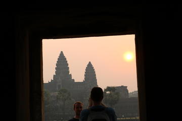 Sunrise Small-Group Tour of Angkor Wat from Siem Reap