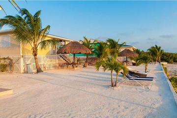 Deluxe 15-day Guatemala highlights and Belize resort