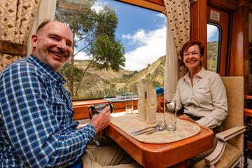 4-Day aboard 'Tren Crucero' from the Pacific to the Andes
