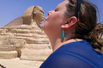 Full-Day Tour Visiting Giza Pyramids and Sphinx Egyptian Museum