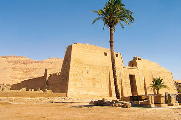 private-full guided day tour to temple of Habu and valley of the workers from Cairo or Giza hotels