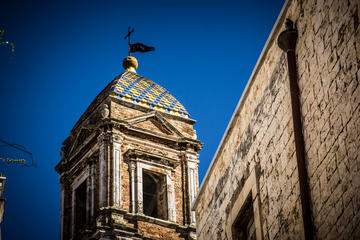Bari and Conversano Full-Day Tour with Light Lunch and Ice-Cream Tasting