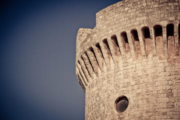 Conversano Full-Day Trip from Bari with Visit to Polignano Beach, Aperitif and Dinner