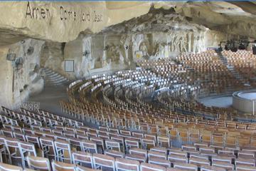 Day tour to Coptic Cairo:Cave Church of Saint Simon and Old Cairo churches with Lunch
