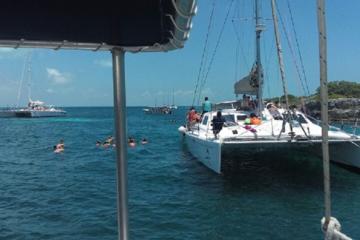 Catamaran and Snorkel Tour to Isla Mujeres