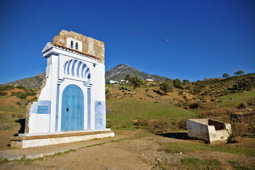Full-Day One-Way Private Transfer and Tour to Chefchaouen from Fez