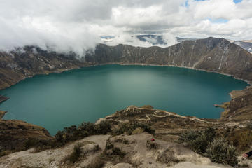 Private Full-Day Tour to Quilotoa Crater Lake from Quito