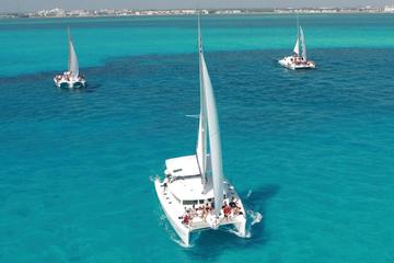 Catamaran Day Cruise to Isla Mujeres from Cancun