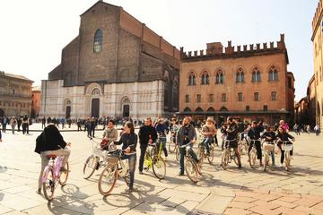 2-Hour Historic Bike Tour of Bologna
