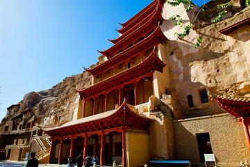 Dunhuang Private Day Tour including Mogao Grottoes, Singing Dunes and Crescent Moon Spring