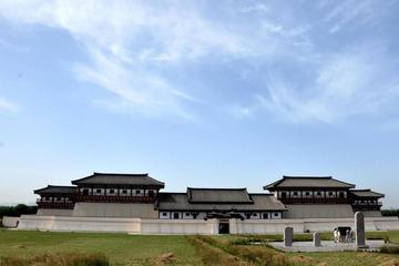 Private Day Tour of Terracotta Warriors and Han Yangling Museum