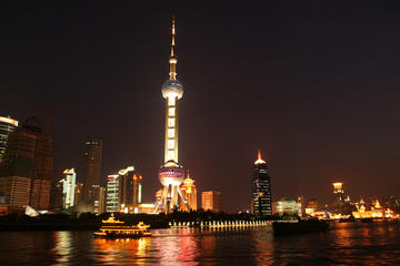 Shanghai Private Tour: Zhujiajiao Sightseeing and Huangpu River Night Cruise