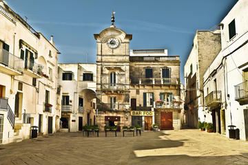 Cisternino 2-hour private tour: a proper authentic Italian Puglian village