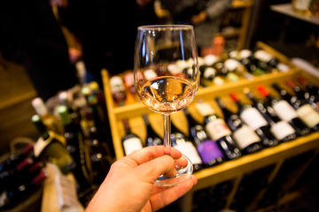 Tasting Tour for Foodies around the Eiffel Tower
