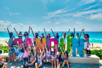Private Cancun Shopping and City Tour