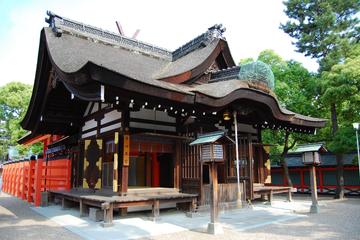 Private Full Day Tour of Osaka Temples, Gardens and Kofun Tombs