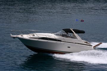 5-Hour Private Cruise from Fira