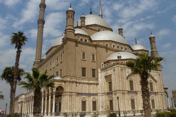 Private Day Trip: Egyptian Museum, Alabaster Mosque and Khal el-Khalili from Cairo