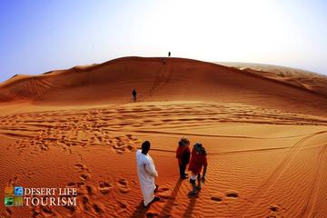Adventurous Red Sand Desert Safari in Dubai by 4x4