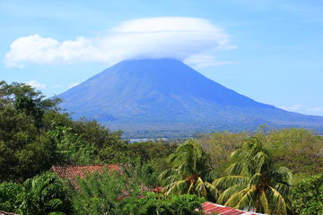 Concepción Volcano Hike in Isla de Ometepe