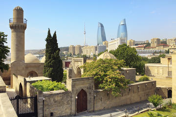 4 Hour Private Baku City Tour with English Speaking Guide