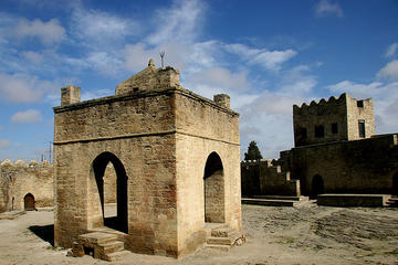 Private Tour - Ateshgah Temple Gala Museum Complex and Yanardag