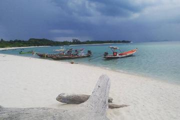 3 Magic island Tour by long tail boat
