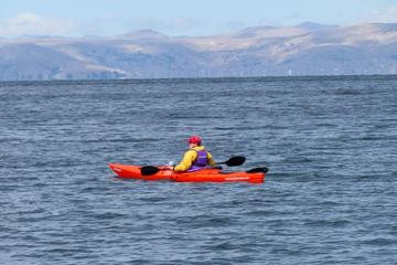 Private Tour: Taquile and Uros Islands by Kayak and Motorboat from Puno