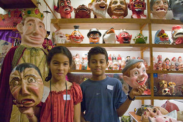 Barcelona Gothic Quarter Family and Kids’ Small-Group Walking Tour