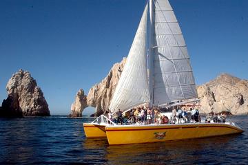 Jazz and Wine Sunset Cruise in Los Cabos