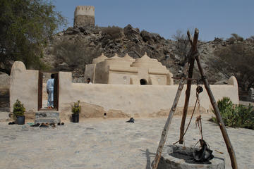 East Coast and Sharjah Day Tour from Dubai