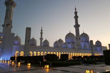 Full-Day Tour of Abu Dhabi City From Dubai