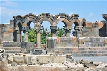 Day Tour from Yerevan including Tsitsernakaberd, Mother See Echmiadzin and Zvartnots Temple