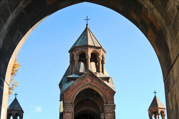 Echmiatsin and Zvartnots Day Trip from Yerevan