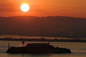2-Day Alcatraz Evening Tour and Yosemite Day Tour with Aquarium Admission
