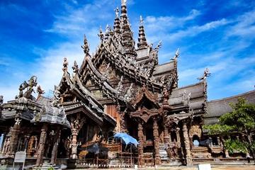 Private Day Tour: Exploring of Beautiful Pattaya
