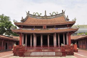 Private day tour: Learn cultural and History in Tainan