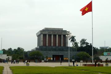 Private Round-trip Transfer from Ha Long Bay to Ha Noi City
