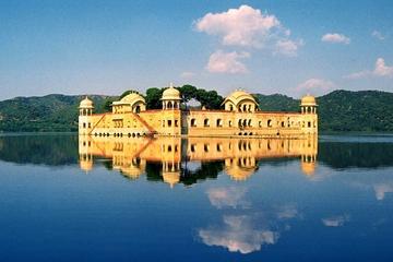 Private Tour of Jaipur City Attractions